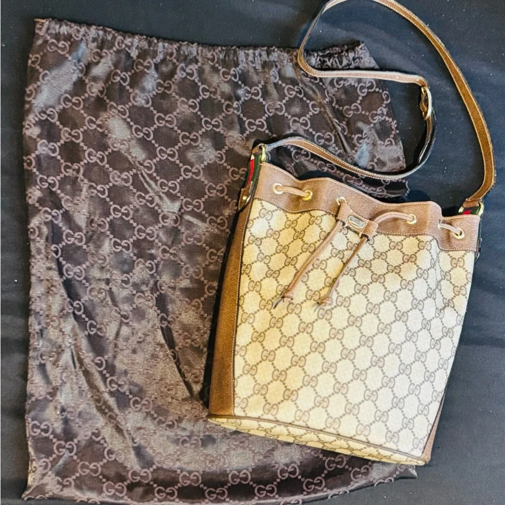 Gucci GG Monogram Bucket Bag Vintage - Picture 16 of 16